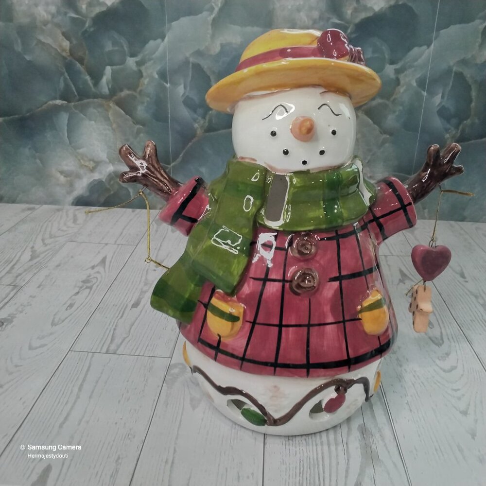 Ceramic Winter Wonderland Smiling Snowman Tealight Warmer & Incense Burner Decor